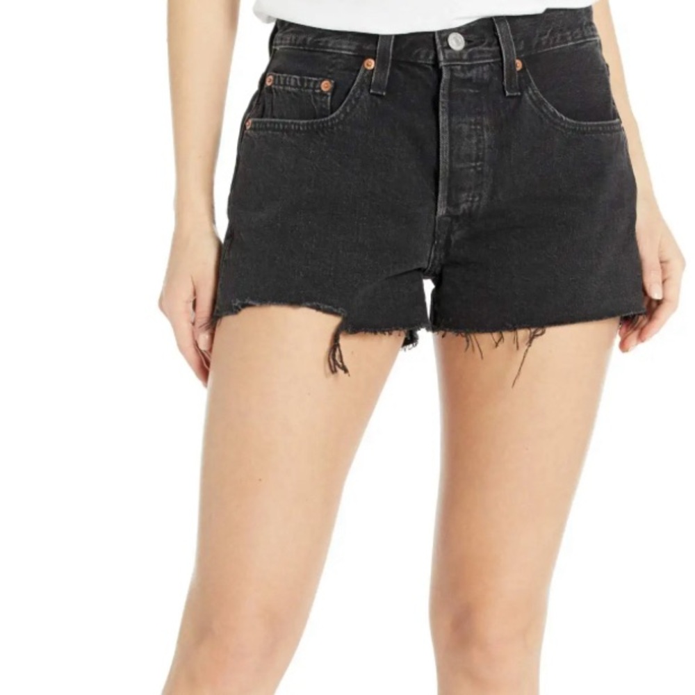 501 high rise Levi’s Jean shorts